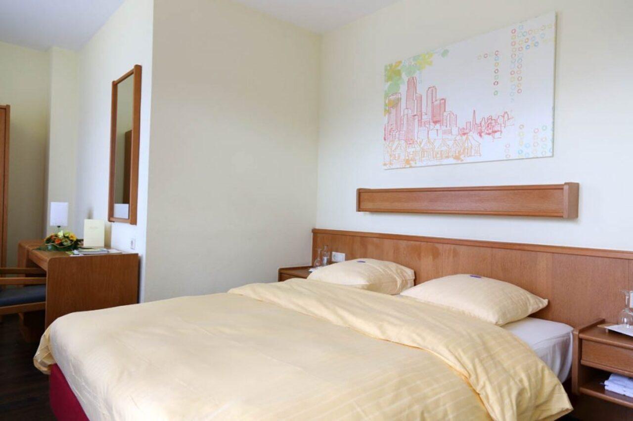Logis Hotel Acacia Esch-sur-Alzette Eksteriør bilde