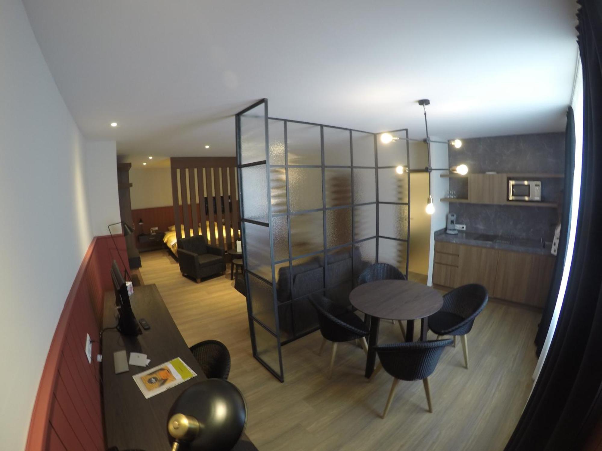 Logis Hotel Acacia Esch-sur-Alzette Eksteriør bilde